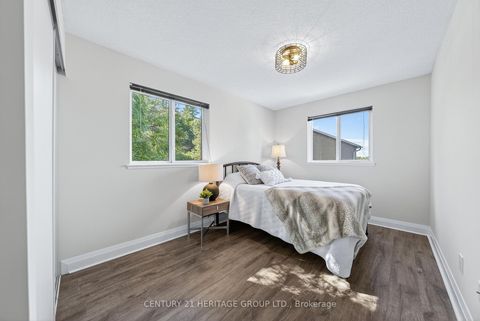 Photo 24 at 654 Gibney Crescent, Summerhill Estates, Newmarket