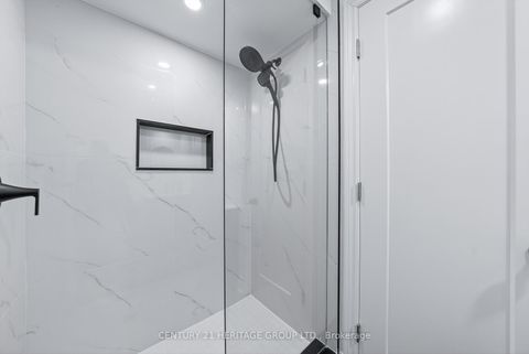 Photo 34 at 654 Gibney Crescent, Summerhill Estates, Newmarket
