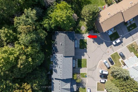 Photo 38 at 654 Gibney Crescent, Summerhill Estates, Newmarket