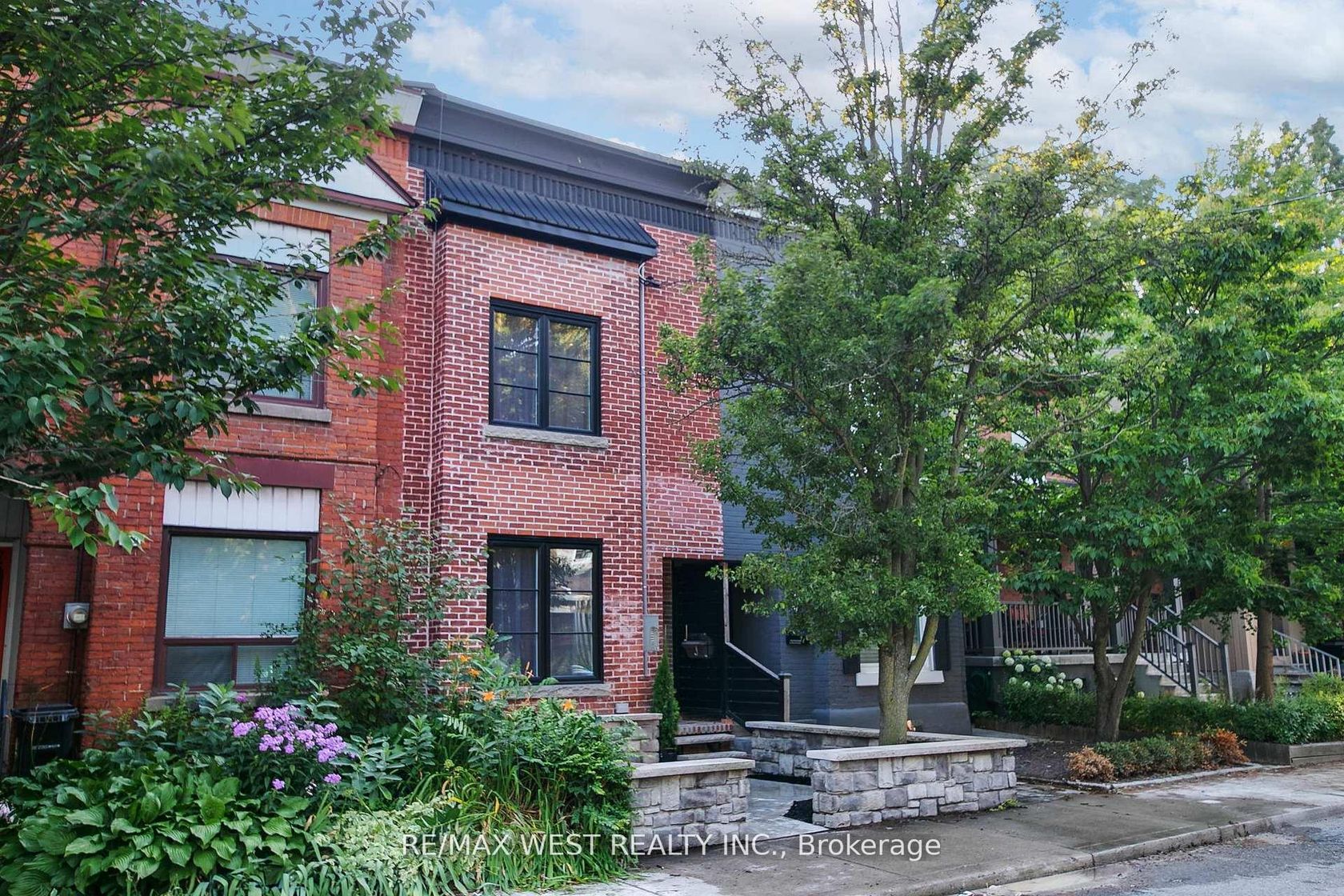414 Clendenan Avenue, Junction Area, Toronto 