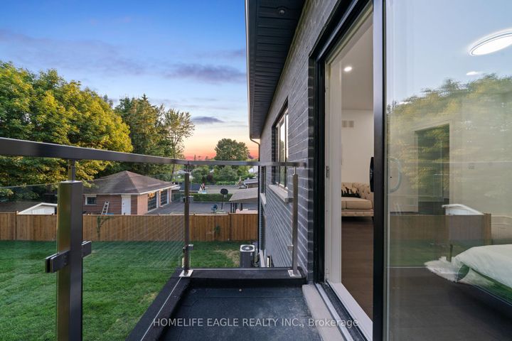 Photo 14 at 11 Glen Muir Drive, Cliffcrest, Toronto