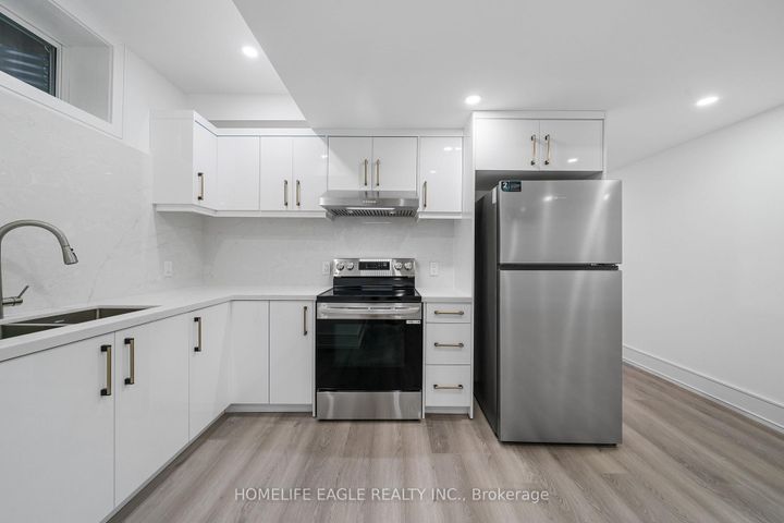 Photo 33 at 11 Glen Muir Drive, Cliffcrest, Toronto