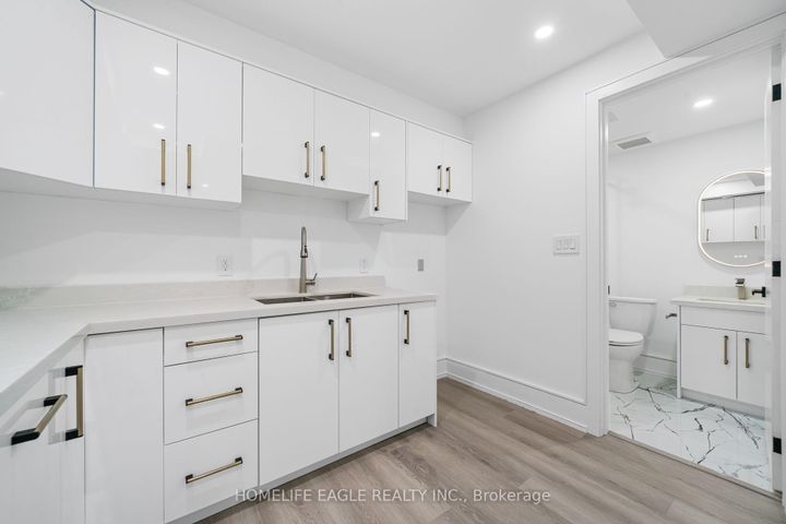 Photo 38 at 11 Glen Muir Drive, Cliffcrest, Toronto
