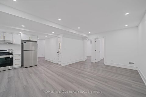 Photo 31 at 11 Glen Muir Drive, Cliffcrest, Toronto