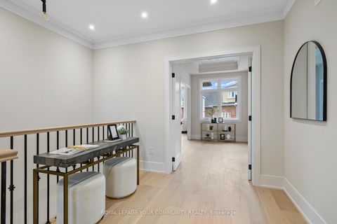 Photo 22 at 2 Bunn Court, Bayview Northeast, Aurora