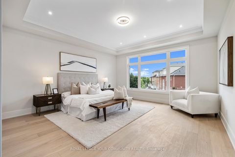 Photo 24 at 2 Bunn Court, Bayview Northeast, Aurora