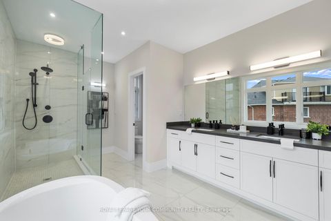 Photo 28 at 2 Bunn Court, Bayview Northeast, Aurora