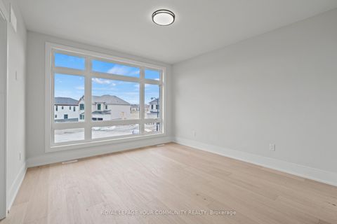 Photo 33 at 2 Bunn Court, Bayview Northeast, Aurora