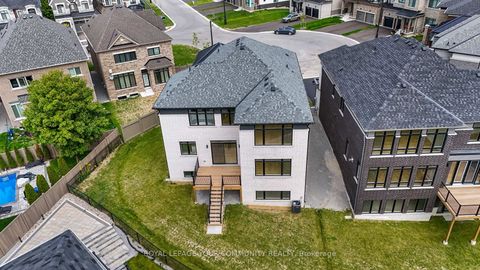 Photo 37 at 2 Bunn Court, Bayview Northeast, Aurora