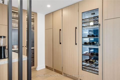 Photo 13 at PENTHOUSE - 3803 - 2916 Highway 7 Road, Concord, Vaughan