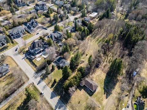 Photo 6 at 208 Martin Street, King City, King