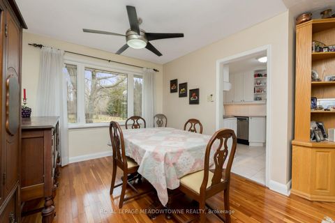 Photo 18 at 208 Martin Street, King City, King