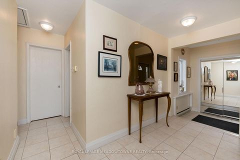 Photo 24 at 208 Martin Street, King City, King