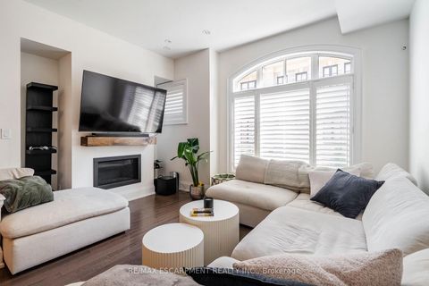 Photo 8 at 42 - 79 Elder Avenue, Long Branch, Toronto