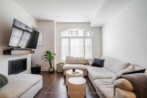 Photo 9 at 42 - 79 Elder Avenue, Long Branch, Toronto