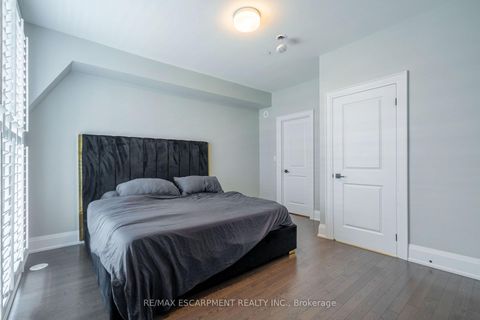 Photo 14 at 42 - 79 Elder Avenue, Long Branch, Toronto