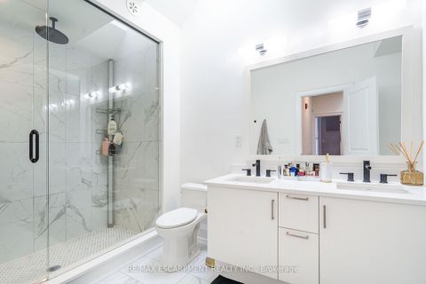 Photo 16 at 42 - 79 Elder Avenue, Long Branch, Toronto