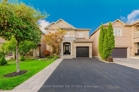 Photo 2 at 42 Osprey Drive, Vellore Village, Vaughan