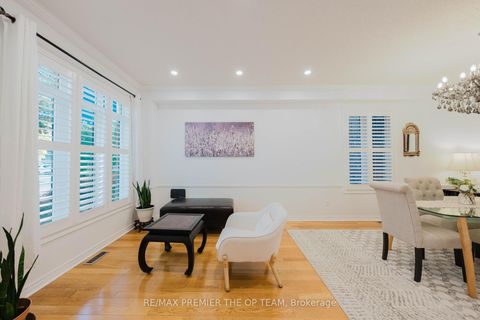 Photo 6 at 42 Osprey Drive, Vellore Village, Vaughan