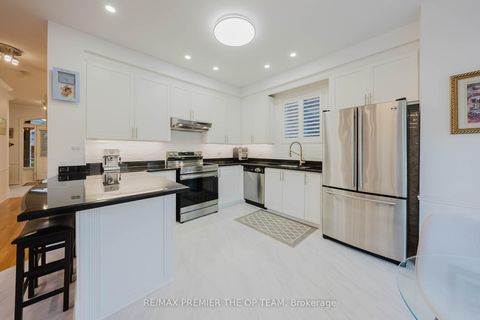 Photo 13 at 42 Osprey Drive, Vellore Village, Vaughan