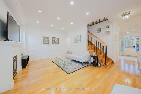 Photo 15 at 42 Osprey Drive, Vellore Village, Vaughan