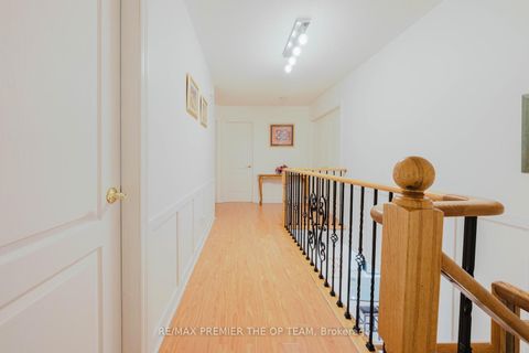 Photo 23 at 42 Osprey Drive, Vellore Village, Vaughan