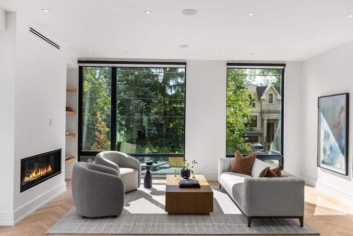 Photo 6 at 38 Evergreen Gardens, Leaside, Toronto