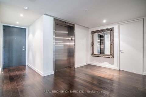 Photo 4 at 201 - 500 Wellington Street W, Waterfront Communities C1, Toronto