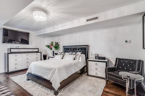 Photo 13 at 201 - 500 Wellington Street W, Waterfront Communities C1, Toronto Photo 13 at 201 - 500 Wellington Street W, Waterfront Communities C1, Toronto