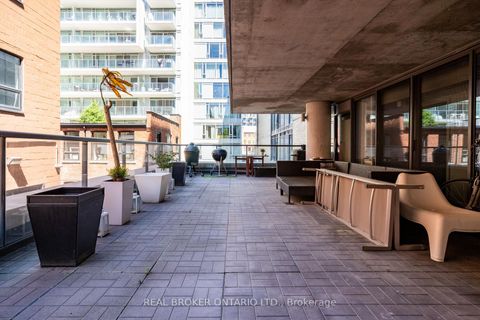 Photo 21 at 201 - 500 Wellington Street W, Waterfront Communities C1, Toronto