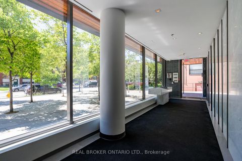 Photo 36 at 201 - 500 Wellington Street W, Waterfront Communities C1, Toronto