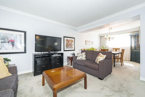 Photo 6 at 69 EAST WILLOW Gate, Rouge E10, Toronto