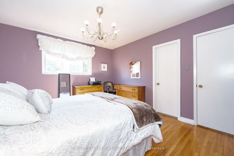Photo 13 at 69 EAST WILLOW Gate, Rouge E10, Toronto