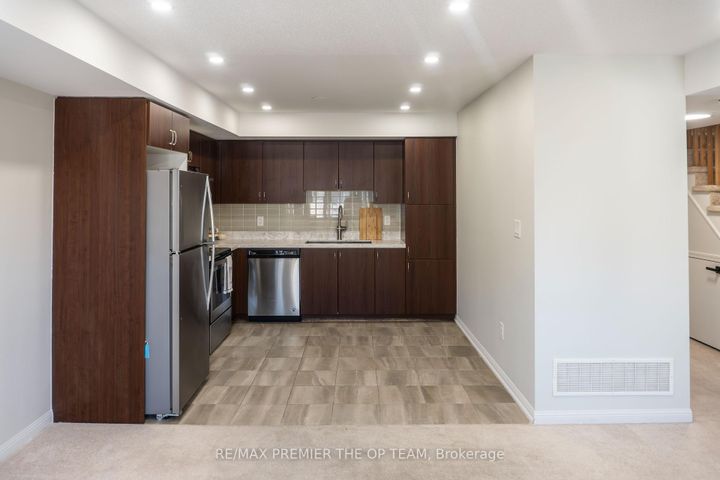 Photo 3 at 120 - 250 Sunny Meadow Boulevard, Wellington, Brampton