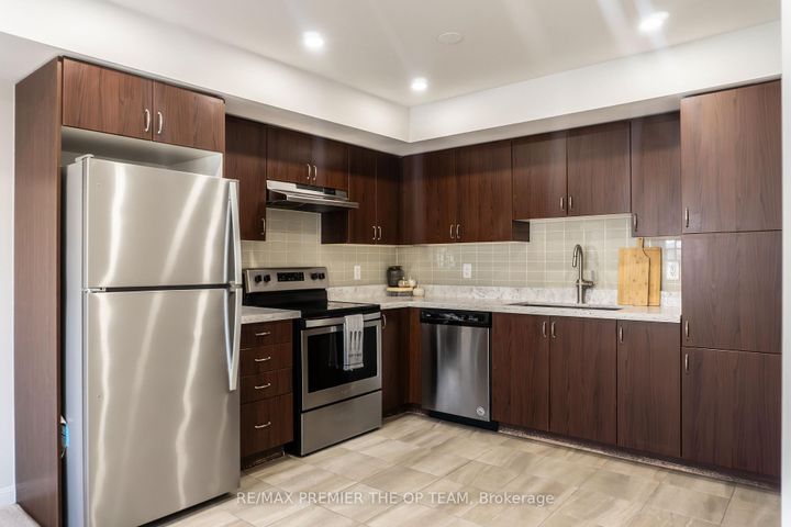 Photo 6 at 120 - 250 Sunny Meadow Boulevard, Wellington, Brampton