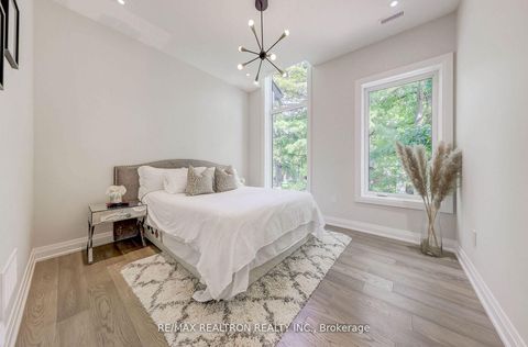 Photo 20 at 523 Briar Hill Avenue, Forest Hill North, Toronto