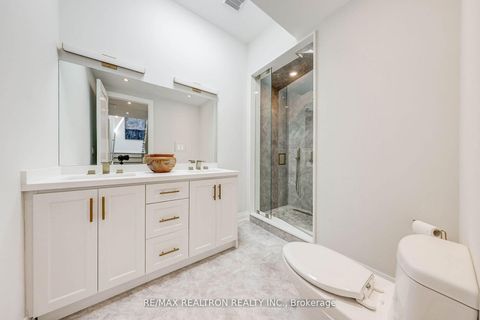 Photo 22 at 523 Briar Hill Avenue, Forest Hill North, Toronto