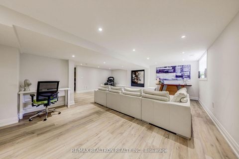 Photo 27 at 523 Briar Hill Avenue, Forest Hill North, Toronto