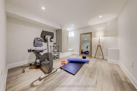 Photo 29 at 523 Briar Hill Avenue, Forest Hill North, Toronto