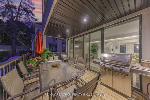 Photo 34 at 523 Briar Hill Avenue, Forest Hill North, Toronto
