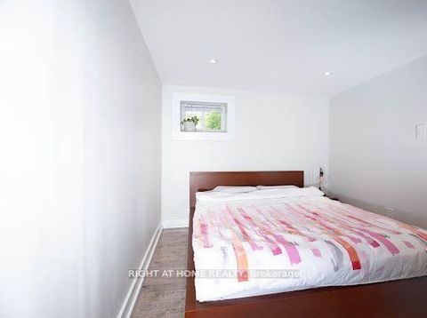 Photo 17 at 269 Prospect Street, College Manor, Newmarket