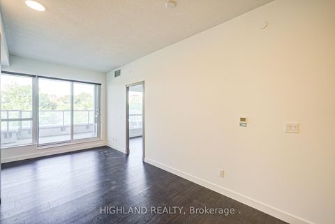 Photo 17 at 608 - 25 McMahon Drive, Bayview Village, Toronto