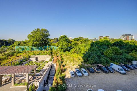 Photo 22 at 608 - 25 McMahon Drive, Bayview Village, Toronto