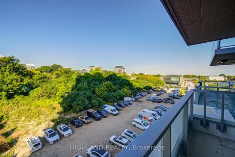 Photo 23 at 608 - 25 McMahon Drive, Bayview Village, Toronto