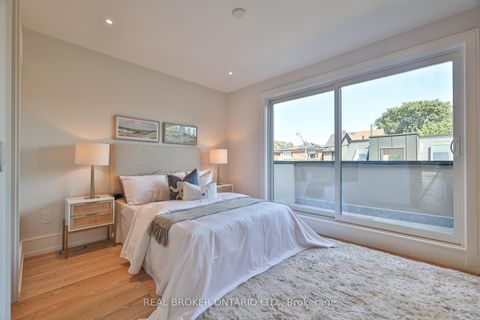 Photo 16 at 273 Grace Street, Little Italy, Toronto