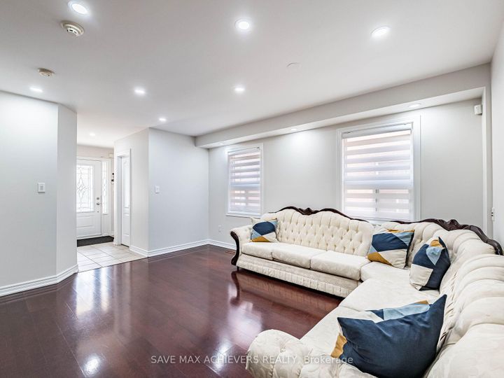 Photo 8 at 65 Eastview Gate, Bram East, Brampton