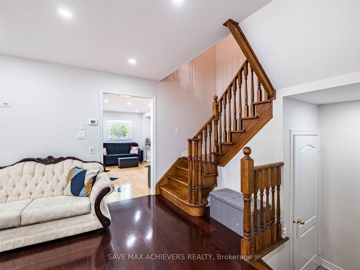 Photo 9 at 65 Eastview Gate, Bram East, Brampton