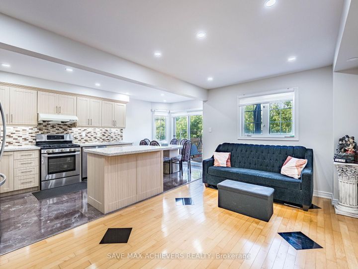 Photo 10 at 65 Eastview Gate, Bram East, Brampton