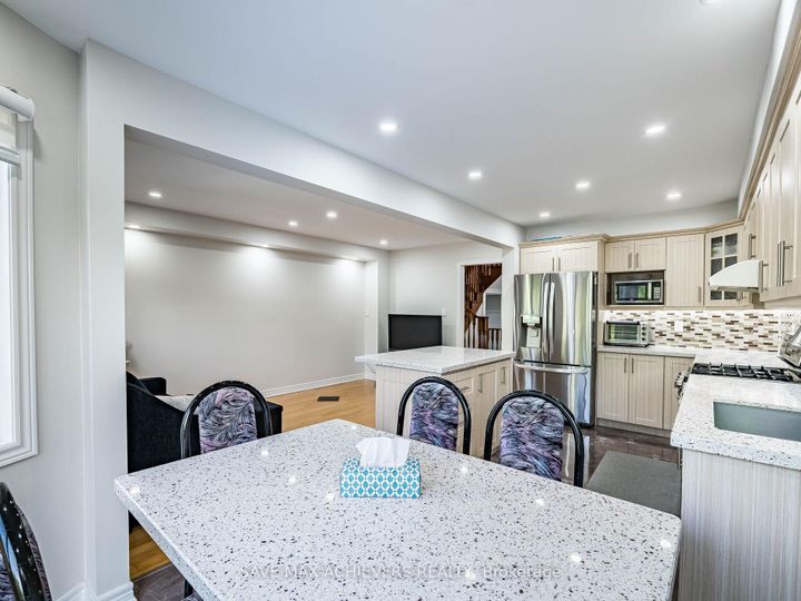 Photo 17 at 65 Eastview Gate, Bram East, Brampton