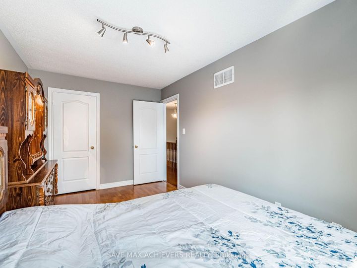 Photo 28 at 65 Eastview Gate, Bram East, Brampton